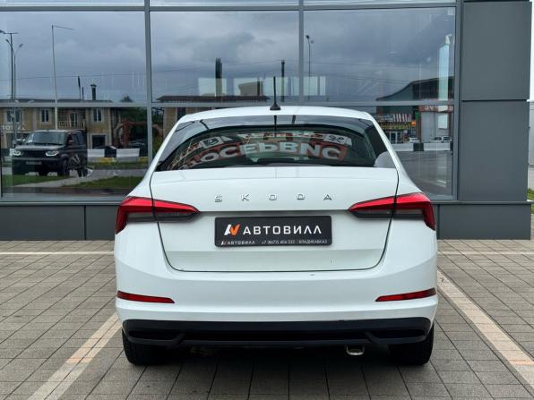 Skoda Rapid I Рестайлинг с пробегом 2020 года, цена 980 000 рублей, 182381 км, лифтбек, Автокод Объявления
