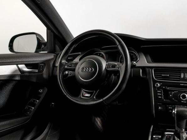 Audi A4 IV (B8) Рестайлинг с пробегом 2012 года, цена 1 468 700 рублей, 125050 км, седан, Автокод Объявления