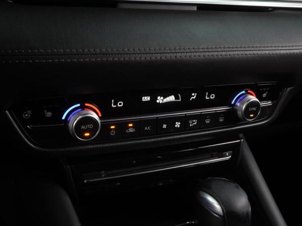 Mazda 6 III (GJ) Рестайлинг 2 с пробегом 2021 года, цена 2 449 000 рублей, 80253 км, седан, Автокод Объявления