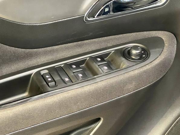 Opel Mokka I с пробегом 2014 года, цена 1 360 000 рублей, 117000 км, внедорожник, Автокод Объявления