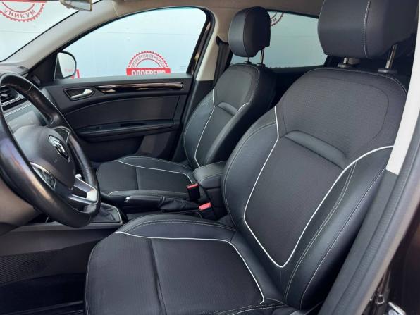 Renault Arkana I с пробегом 2019 года, цена 1 539 000 рублей, 111041 км, внедорожник, Автокод Объявления
