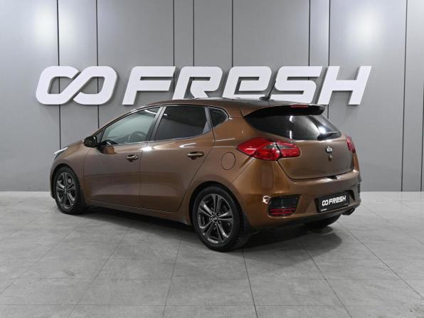 Kia Ceed II Рестайлинг с пробегом 2016 года, цена 1 299 000 рублей, 259058 км, хэтчбек, Автокод Объявления