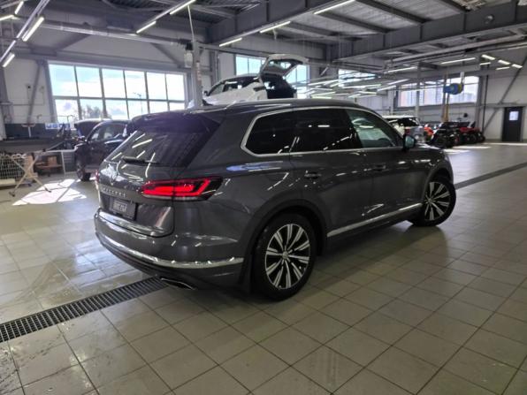 Volkswagen Touareg III с пробегом 2019 года, цена 3 898 000 рублей, 161085 км, внедорожник, Автокод Объявления