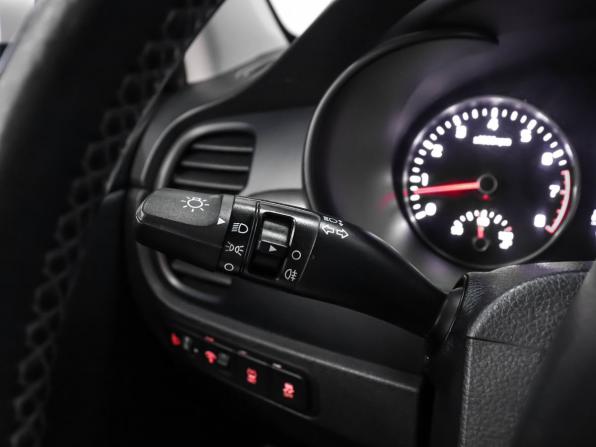 Kia Rio IV с пробегом 2017 года, цена 1 329 000 рублей, 143163 км, седан, Автокод Объявления