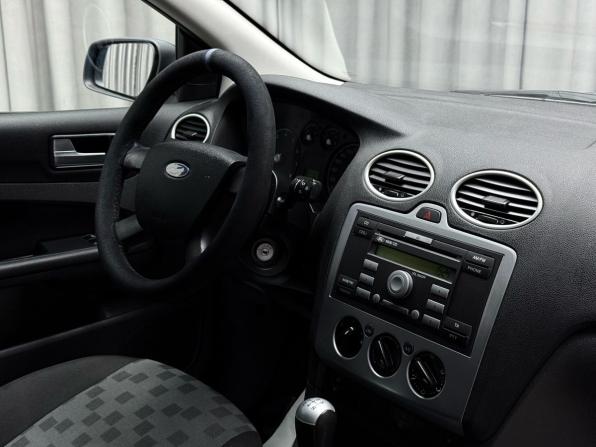 Ford Focus II с пробегом 2005 года, цена 449 000 рублей, 227411 км, хэтчбек, Автокод Объявления