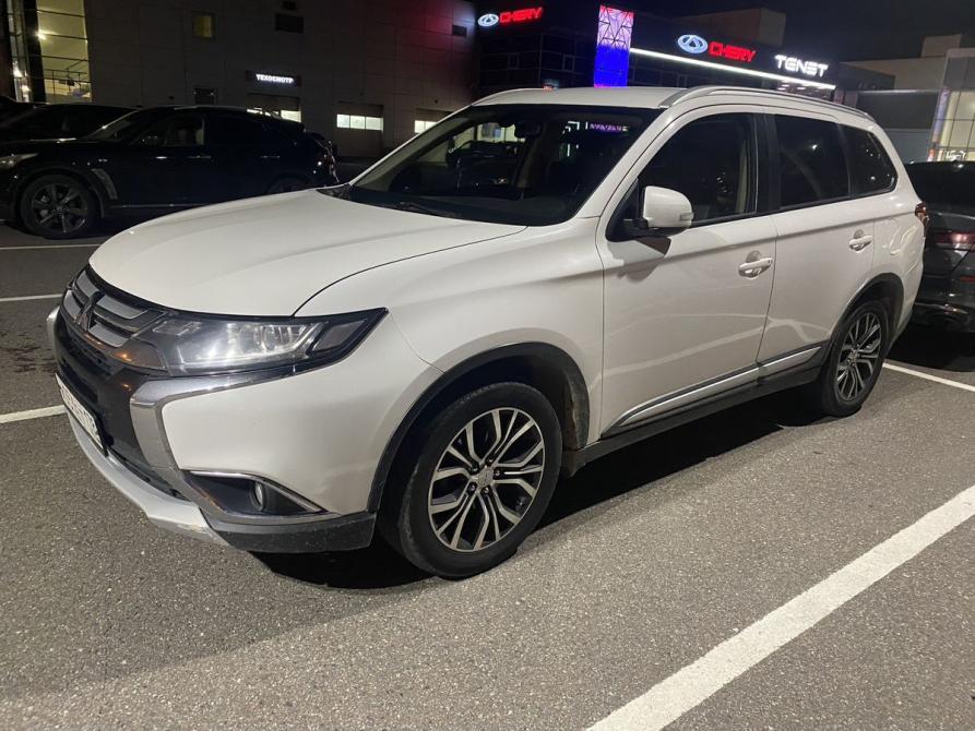 Mitsubishi Outlander III Рестайлинг 2 Санкт-Петербург  - изображение 1