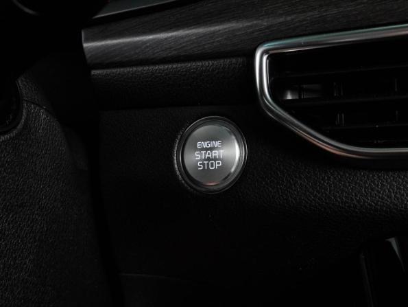 Kia K7 YG (II) Рестайлинг с пробегом 2020 года, цена 2 499 000 рублей, 96357 км, седан, Автокод Объявления