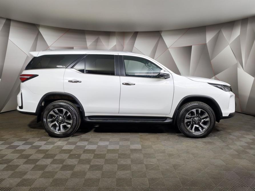 Toyota Fortuner II Рестайлинг Москва  - изображение 6