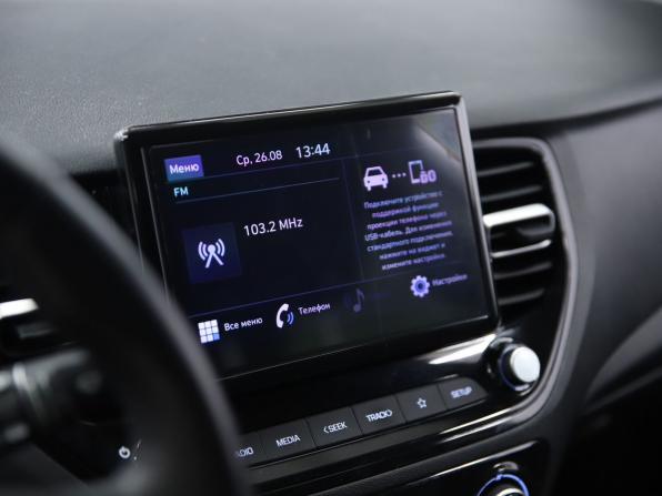 Hyundai Solaris II Рестайлинг с пробегом 2021 года, цена 1 630 000 рублей, 61259 км, седан, Автокод Объявления