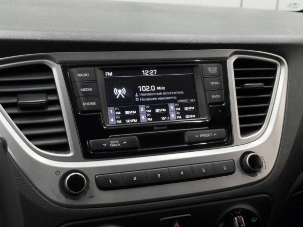Hyundai Solaris II Рестайлинг с пробегом 2021 года, цена 1 340 000 рублей, 107465 км, седан, Автокод Объявления