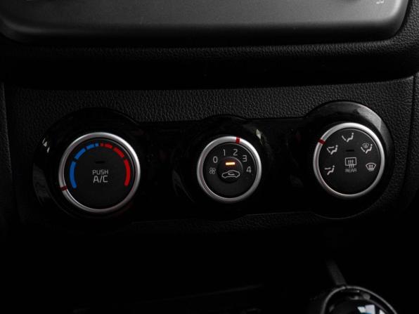 Kia Rio III Рестайлинг с пробегом 2015 года, цена 1 080 000 рублей, 149701 км, седан, Автокод Объявления