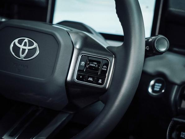 Новый Toyota RAV4 VI (XA60) 2026 года, цена 4 500 000 рублей, внедорожник, Автокод Объявления