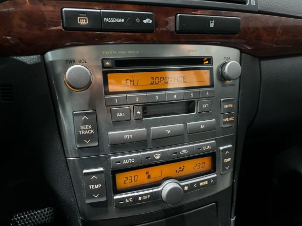 Toyota Avensis II с пробегом 2004 года, цена 580 000 рублей, 326434 км, седан, Автокод Объявления