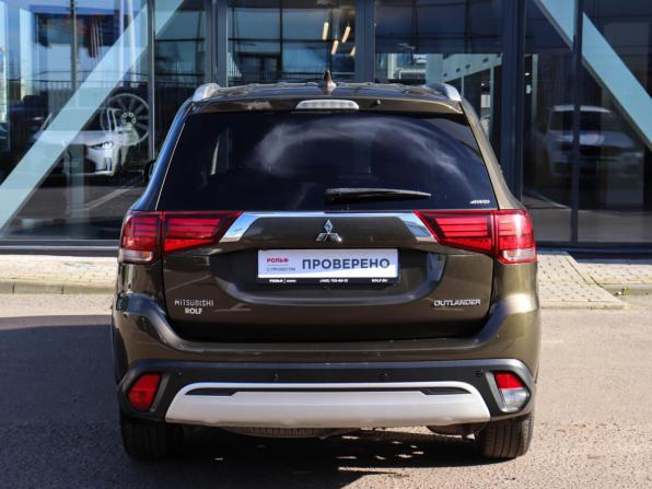 Mitsubishi Outlander III Рестайлинг 3 с пробегом 2020 года, цена 2 135 000 рублей, 140320 км, внедорожник, Автокод Объявления