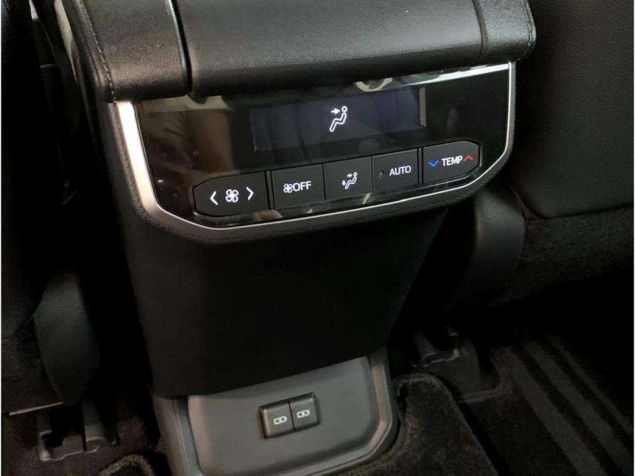 Toyota Highlander IV (XU70) Москва  - изображение 19