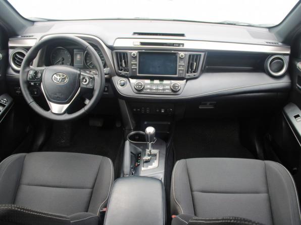 Toyota RAV4 IV (XA40) Рестайлинг с пробегом 2019 года, цена 2 799 000 рублей, 76609 км, внедорожник, Автокод Объявления