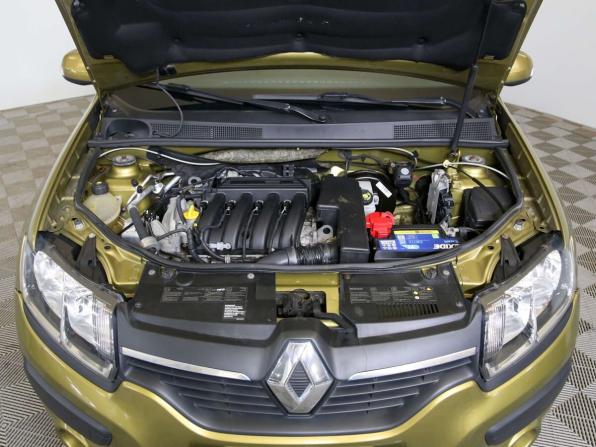 Renault Sandero II с пробегом 2015 года, цена 915 000 рублей, 110021 км, хэтчбек, Автокод Объявления
