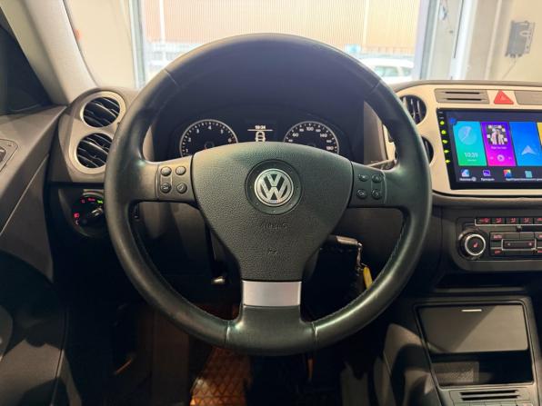 Volkswagen Tiguan I с пробегом 2010 года, цена 945 000 рублей, 143904 км, внедорожник, Автокод Объявления