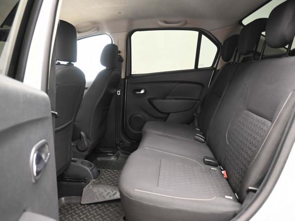 Renault Logan I Рестайлинг с пробегом 2014 года, цена 600 000 рублей, 292000 км, седан, Автокод Объявления