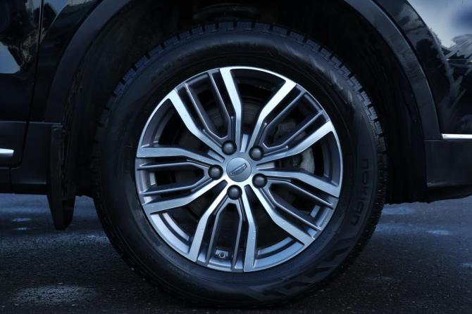 Geely Atlas Pro с пробегом 2022 года, цена 1 745 000 рублей, 96442 км, внедорожник, Автокод Объявления