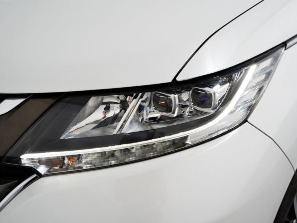 Honda Odyssey V Рестайлинг с пробегом 2018 года, цена 2 500 000 рублей, 56472 км, минивэн, Автокод Объявления