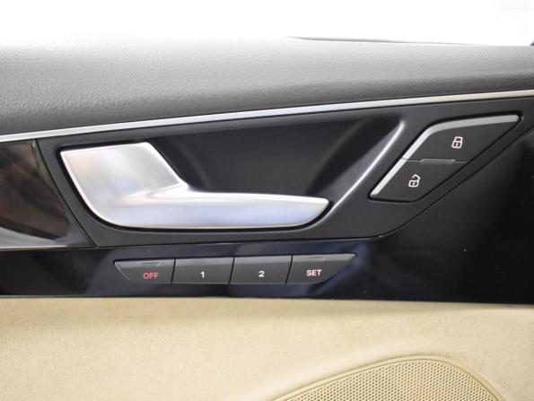 Audi A8 III (D4) с пробегом 2013 года, цена 1 994 900 рублей, 319753 км, седан, Автокод Объявления