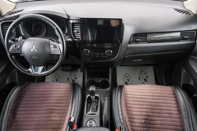 Mitsubishi Outlander III Рестайлинг 2 с пробегом 2015 года, цена 1 999 000 рублей, 286000 км, внедорожник, Автокод Объявления