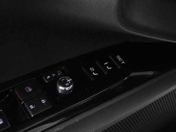 Toyota Camry VIII (XV70) с пробегом 2019 года, цена 2 729 000 рублей, 128350 км, седан, Автокод Объявления