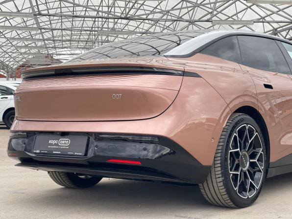 Zeekr 007 с пробегом 2024 года, цена 4 990 000 рублей, 88 км, седан, Автокод Объявления