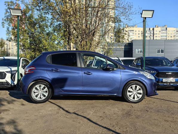 Peugeot 208 I с пробегом 2013 года, цена 579 000 рублей, 157659 км, хэтчбек, Автокод Объявления