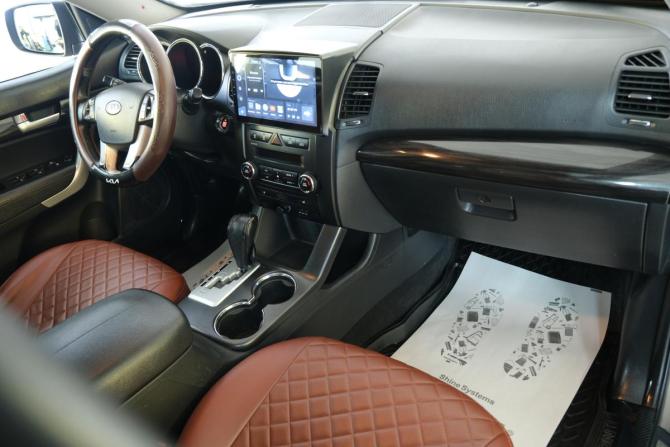 Kia Sorento II с пробегом 2010 года, цена 1 549 000 рублей, 240000 км, внедорожник, Автокод Объявления