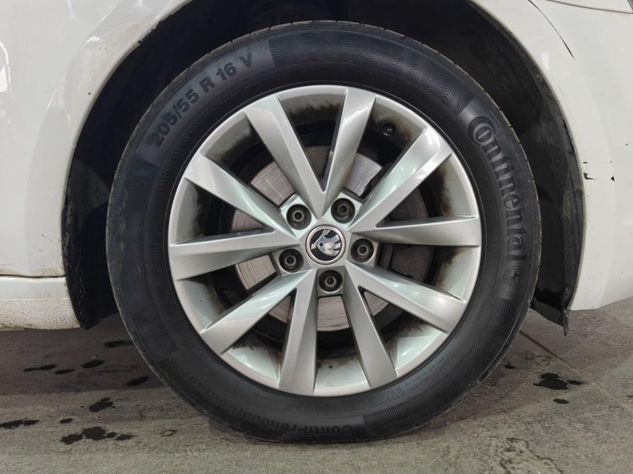 Skoda Octavia III (A7) Москва  - изображение 17