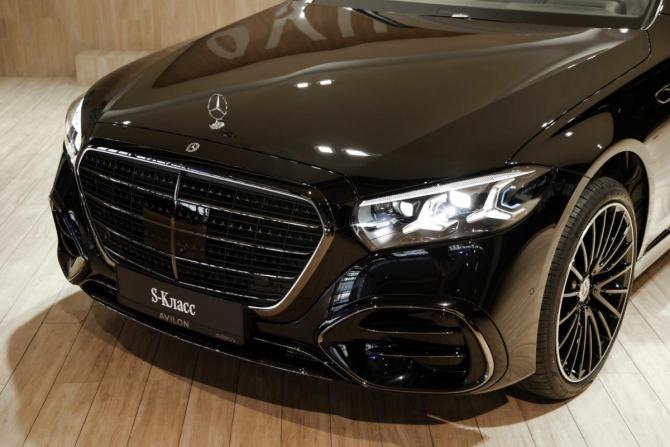 Новый Mercedes-Benz S-Класс VII (W223) 2026 года, цена 31 599 000 рублей, седан, Автокод Объявления