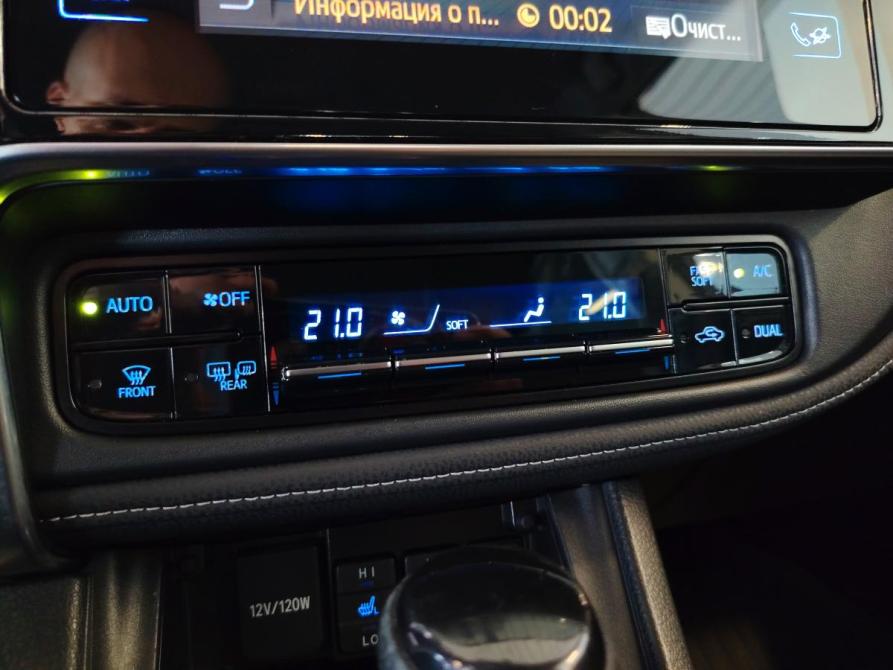 Toyota Corolla XI (E160 E170 E180) Рестайлинг 1 Санкт-Петербург  - изображение 15