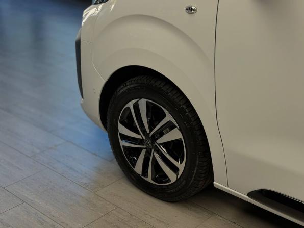 Peugeot Traveller I Рестайлинг с пробегом 2025 года, цена 6 100 000 рублей, 57 км, минивэн, Автокод Объявления