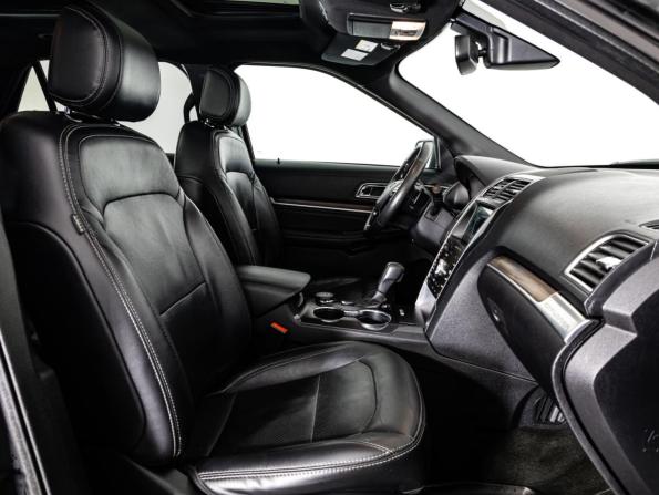 Ford Explorer V Рестайлинг с пробегом 2017 года, цена 2 499 000 рублей, 203590 км, внедорожник, Автокод Объявления