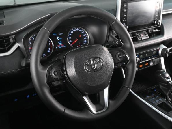 Toyota RAV4 V (XA50) с пробегом 2022 года, цена 3 749 000 рублей, 85796 км, внедорожник, Автокод Объявления