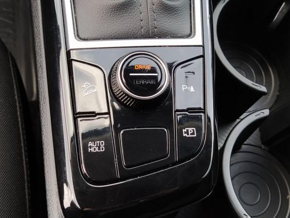 Kia Sportage V с пробегом 2022 года, цена 3 700 000 рублей, 57258 км, внедорожник, Автокод Объявления