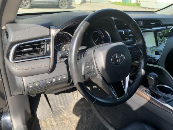 Toyota Camry VIII (XV70) с пробегом 2019 года, цена 2 299 000 рублей, 169462 км, седан, Автокод Объявления