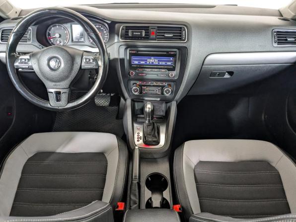 Volkswagen Jetta VI с пробегом 2011 года, цена 899 900 рублей, 222000 км, седан, Автокод Объявления