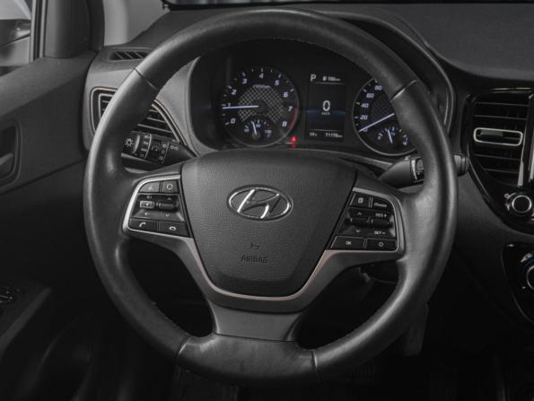 Hyundai Solaris II Рестайлинг с пробегом 2020 года, цена 1 679 000 рублей, 71178 км, седан, Автокод Объявления