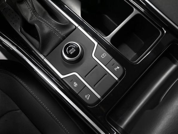 Kia Sorento IV с пробегом 2021 года, цена 3 500 000 рублей, 90967 км, внедорожник, Автокод Объявления
