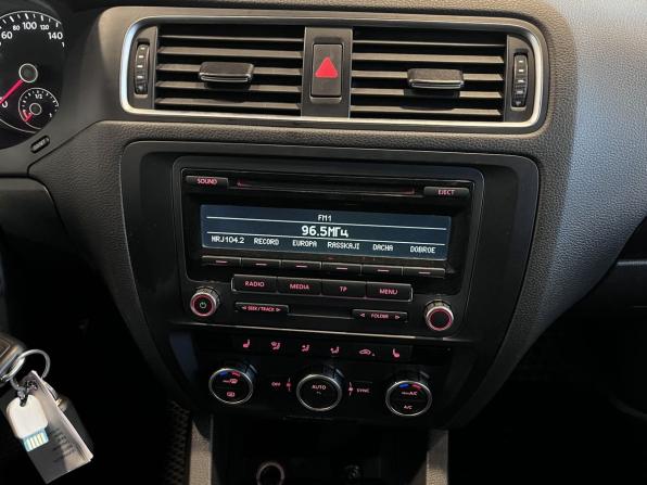 Volkswagen Jetta VI с пробегом 2012 года, цена 1 000 000 рублей, 107564 км, седан, Автокод Объявления