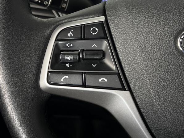 Hyundai Solaris II Рестайлинг с пробегом 2020 года, цена 1 850 000 рублей, 82524 км, седан, Автокод Объявления