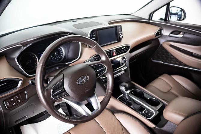 Hyundai Santa Fe IV с пробегом 2019 года, цена 2 859 000 рублей, 137160 км, внедорожник, Автокод Объявления