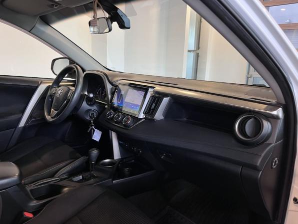 Toyota RAV4 IV (XA40) с пробегом 2015 года, цена 1 720 000 рублей, 221619 км, внедорожник, Автокод Объявления