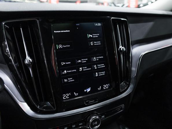 Volvo V60 Cross Country II с пробегом 2020 года, цена 3 549 898 рублей, 118075 км, универсал, Автокод Объявления