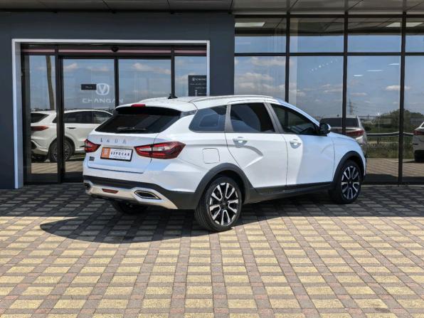 Lada (ВАЗ) Vesta I Рестайлинг (NG) с пробегом 2024 года, цена 1 535 000 рублей, 30000 км, универсал, Автокод Объявления