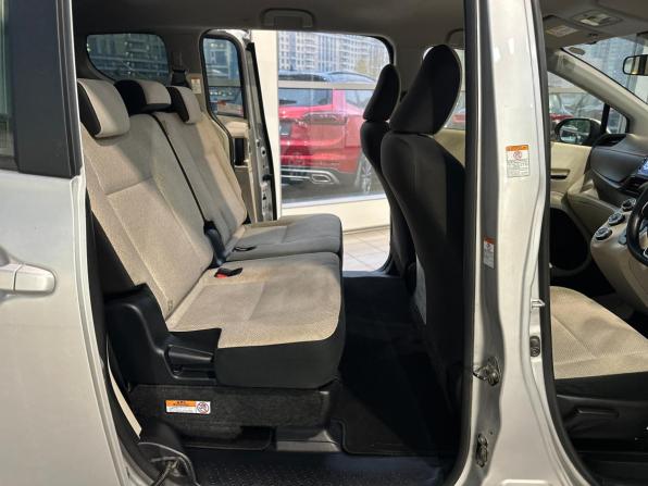 Toyota Sienta II с пробегом 2018 года, цена 1 450 000 рублей, 124200 км, минивэн, Автокод Объявления