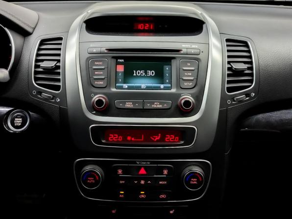 Kia Sorento II Рестайлинг с пробегом 2015 года, цена 1 815 000 рублей, 122404 км, внедорожник, Автокод Объявления